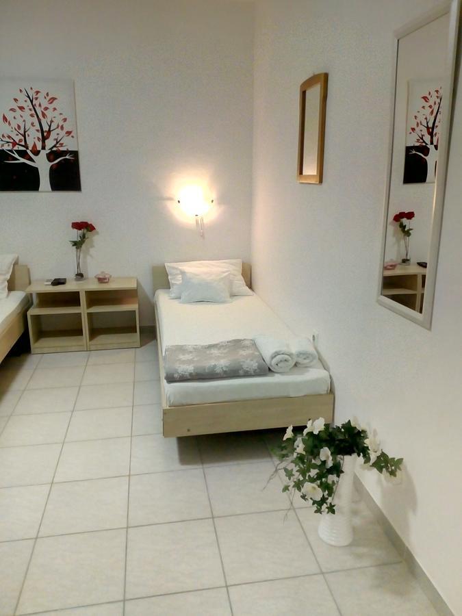 Apartments Skala Sutomore Exterior photo
