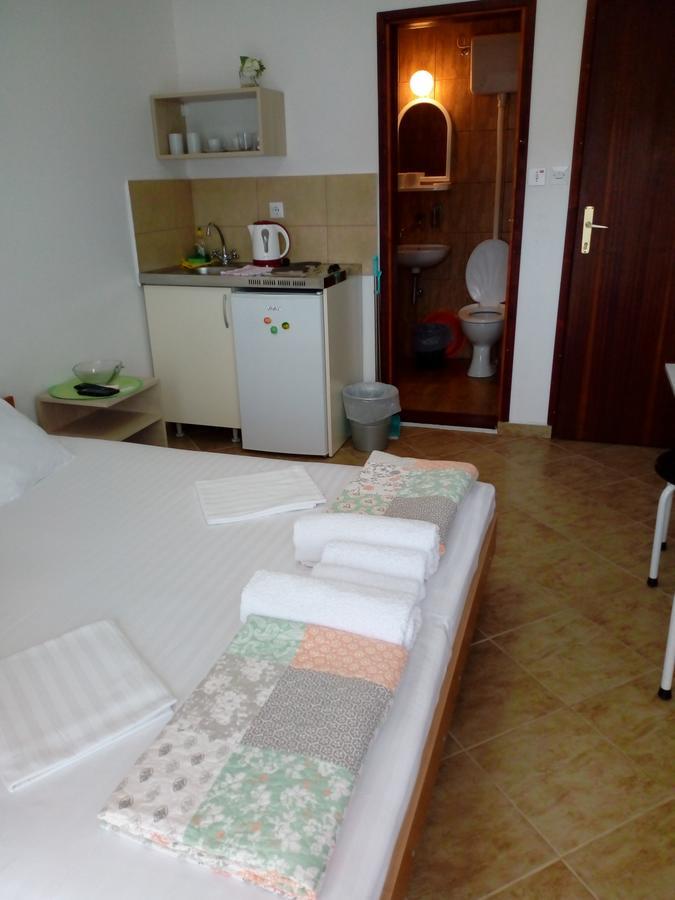 Apartments Skala Sutomore Exterior photo